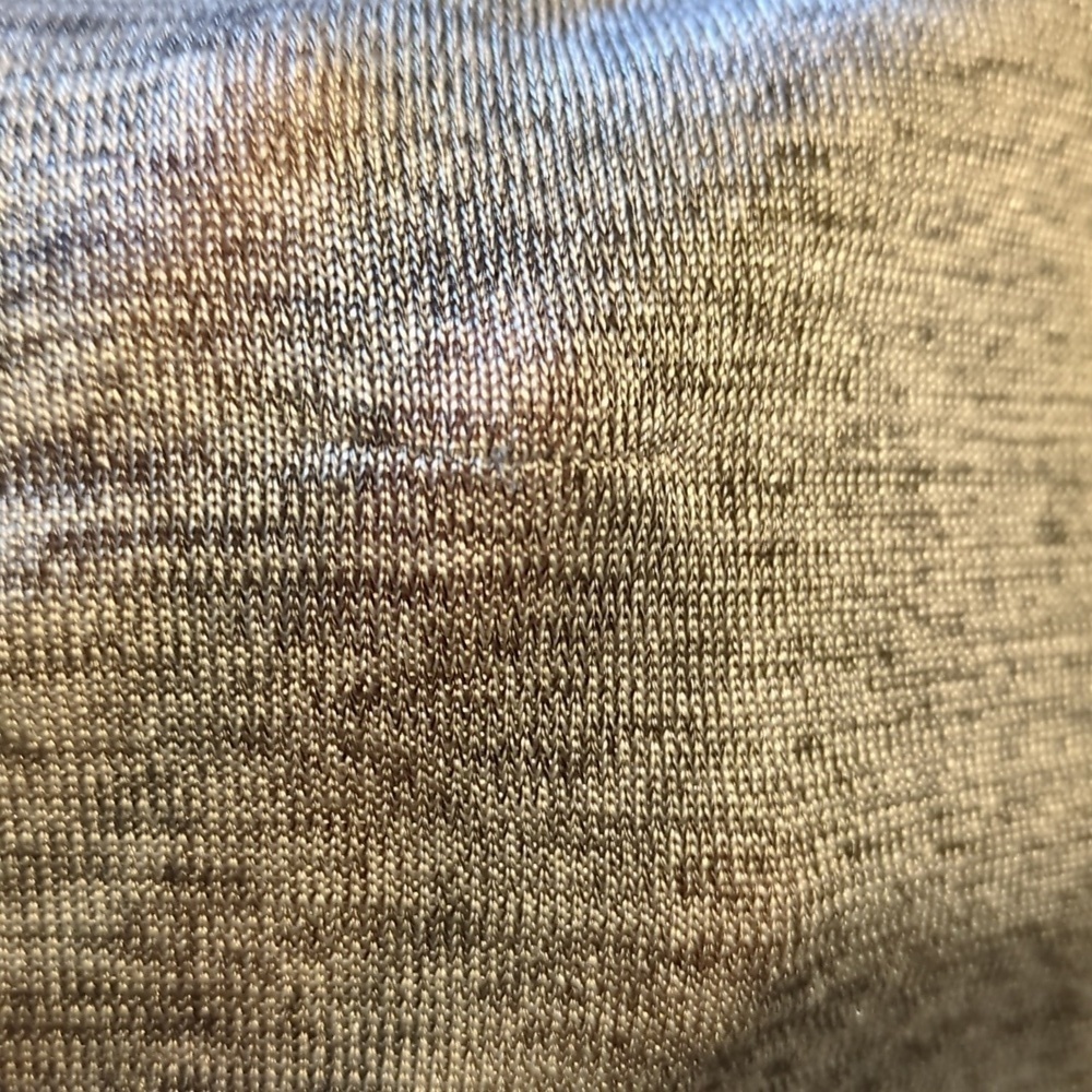 Chicos Silver V-neck Lightweight Knit Batwing Sleeve Top - Picture 6 of 6